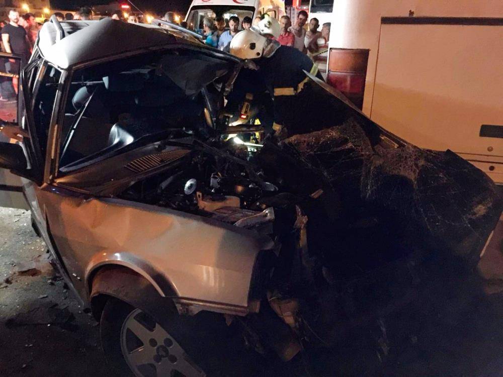 Rize'nin Pazar İlçesinde Trafik Kazası 1 ölü 2 yaralı. 3