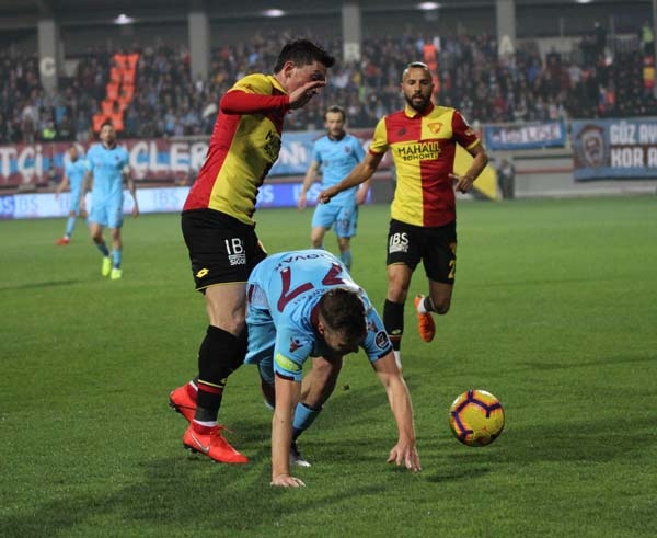 Göztepe Trabzonspor maçında neler oldu? 23