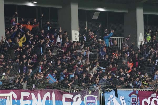 Göztepe Trabzonspor maçında neler oldu? 53