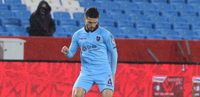 Trabzonspor'da Hüseyin Türkmen parlıyor 4