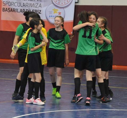 Trabzon'da Futsalın yıldızları belli oldu 9