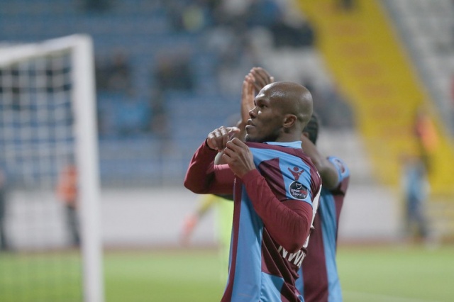 Trabzonspor Nwakaeme ile coşuyor 3