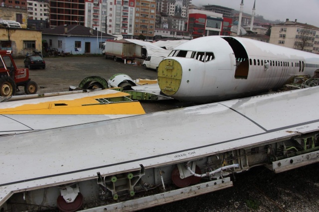 Trabzon'da pistten çıkan uçak şimdi bu halde 13