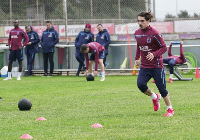 Trabzonspor'un Antalyaspor maçı hazırlıkları devam ediyor 11