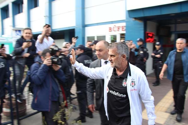 Beşiktaş, Çaykur Rizespor maçı için Trabzon’a geldi 6