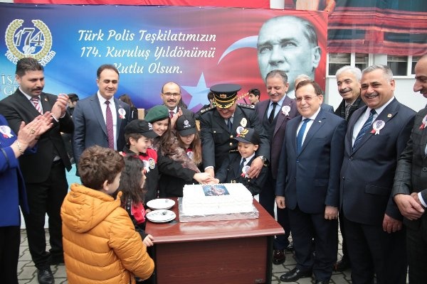 Emniyet Teşkilatının 174. Kuruluş Yıl Dönümü Trabzon'da kutlandı 5