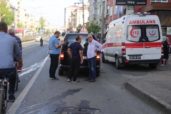 Trabzon’da kaza – 1 tır 3 otomobil… 8
