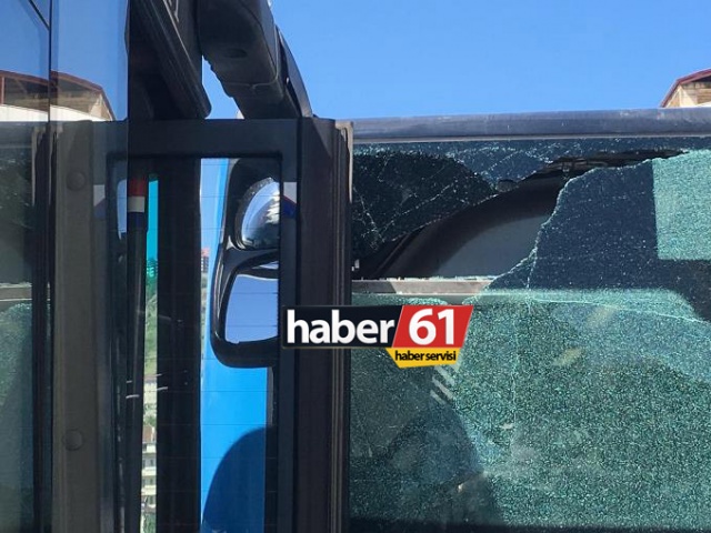 Trabzon'da otobüsler çarpıştı 9