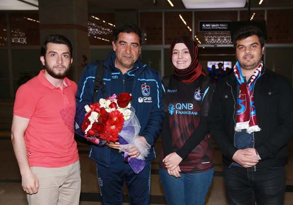 Trabzonspor'a Konya'da coşkulu karşılama 11
