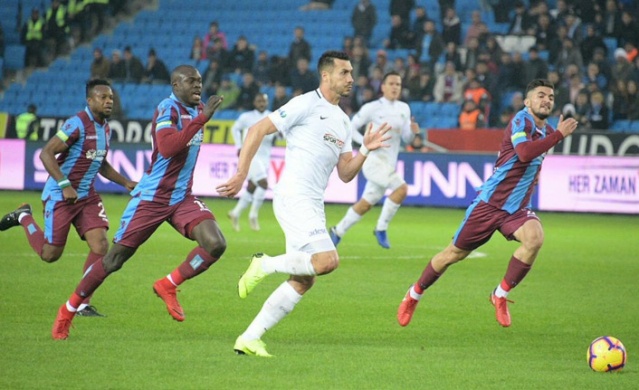 Trabzonspor ve Atiker Konyaspor 36. randevuda 4