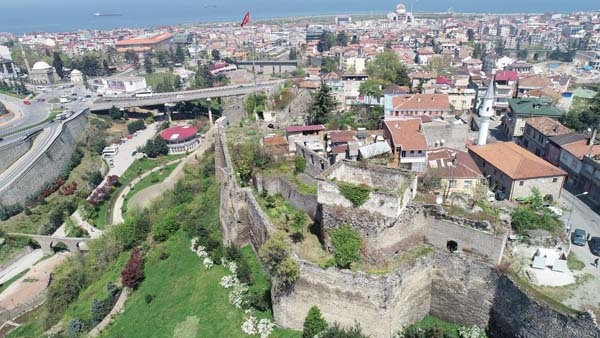 Trabzon'da önemli isimden kale içi önerisi 3
