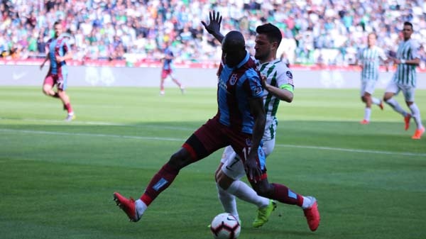 Konyaspor Trabzonspor maçında neler oldu? 17