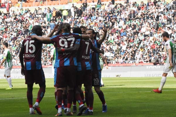 Konyaspor Trabzonspor maçında neler oldu? 9