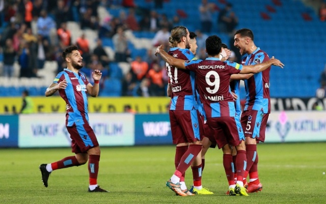 "Trabzonspor 1 puana sevinmez" 8