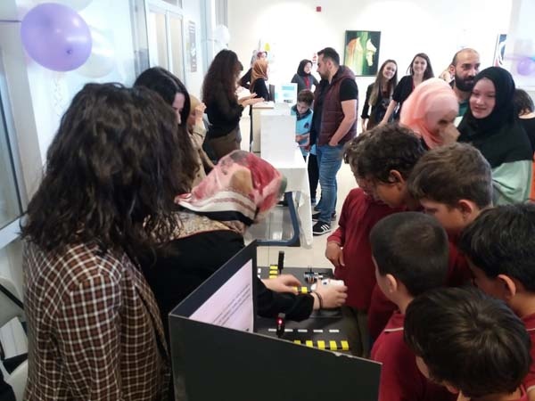 Trabzon’da 12. Fen ve Teknoloji proje sergisi açıldı 13
