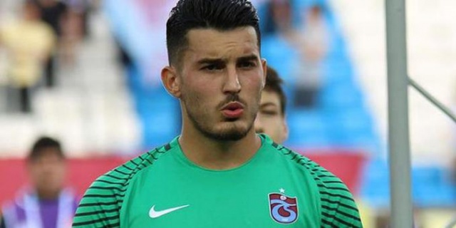 Trabzonsporlu futbolcunun menajerinden flaş açıklama 3