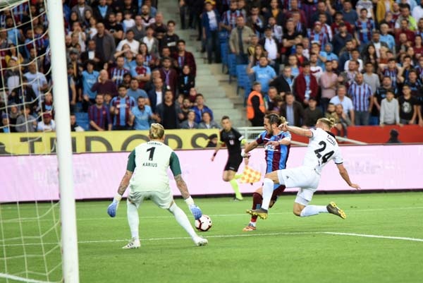 Trabzonspor Beşiktaş maçında neler oldu? 35