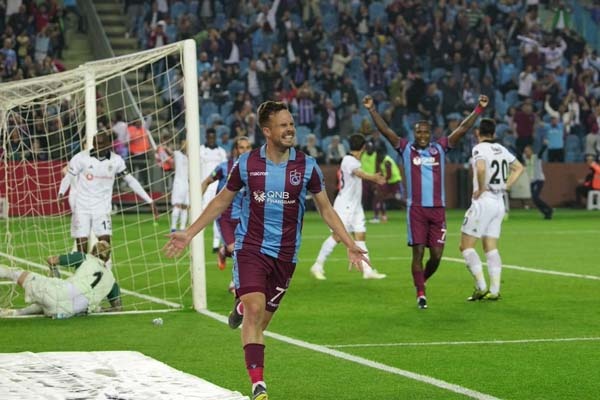 Trabzonspor Beşiktaş maçında neler oldu? 10