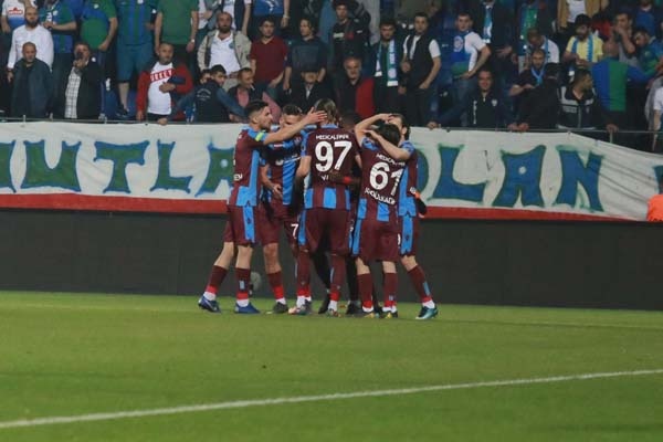 Rizespor Trabzonspor maçında neler oldu? 29