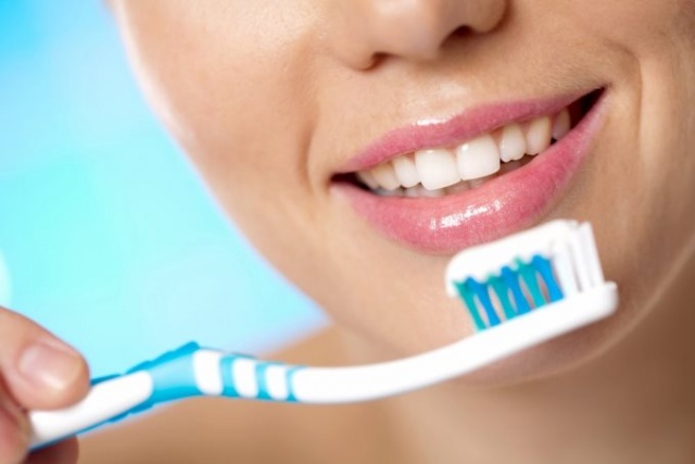 Doğru diş fırçalama nasıl olmalı? 7