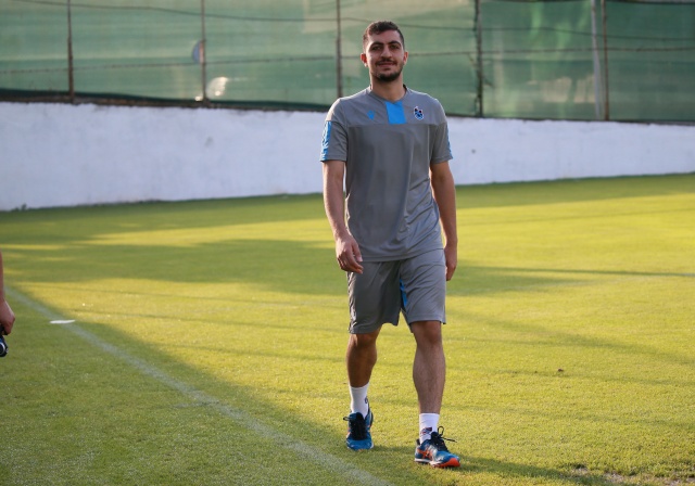 Trabzonspor'da yeni sezon hazırlıkları devam ediyor.Donis Avdijaj antrenmanda. 24