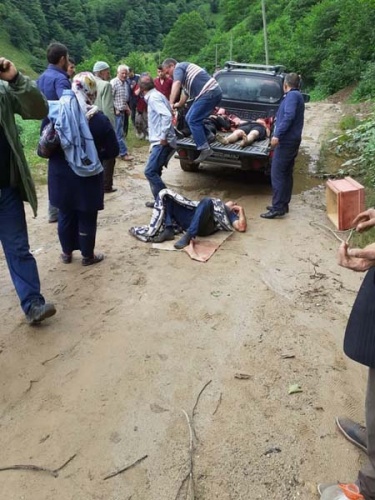 Giresun'da minibüs şarampole yuvarlandı - 6 Ölü 5 yaralı 6