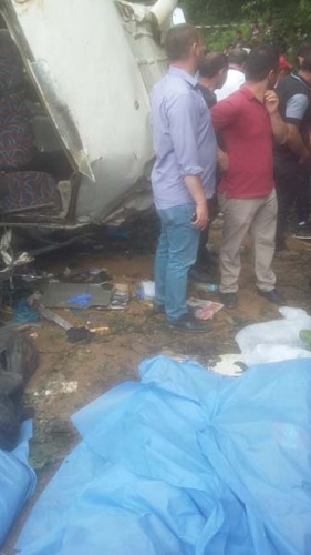 Giresun'da minibüs şarampole yuvarlandı - 6 Ölü 5 yaralı 12