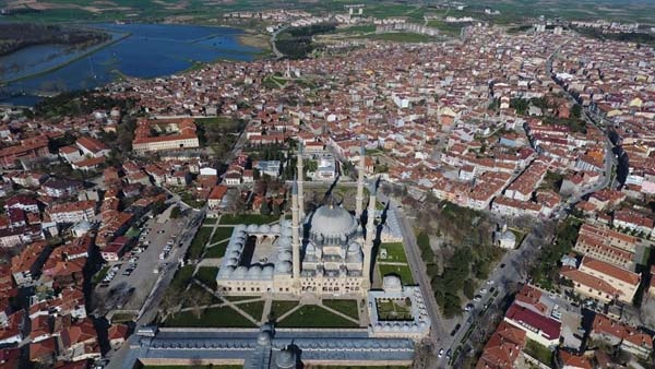 Öğrenci dostu şehirler - Trabzon bakın kaçıncı sırada 77