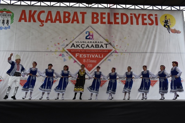 29. Uluslararası Akçaabat Müzik ve Halk Oyunları Festivali devam etti 5