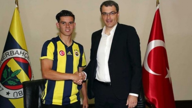 Trabzonlu Ferdi Kadıoğlu Fenerbahçe'deki tüm fotoğraflarını sildi 2