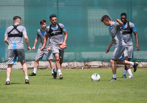 Trabzonspor'da Sparta Prag maçı hazırlıkları sürüyor - İlk idmanına çıktı 18