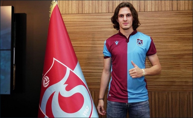 Trabzonspor'un 2019-20 sezonu giden futbolcuları! 12