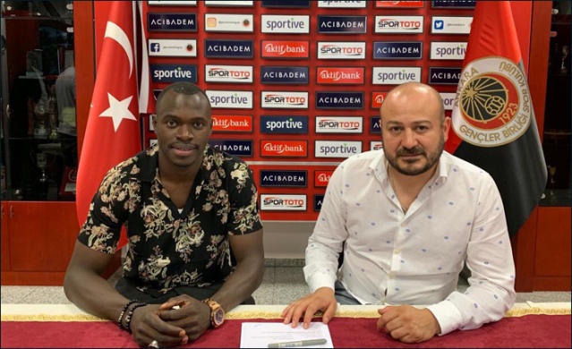 Trabzonspor'un 2019-20 sezonu giden futbolcuları! 9