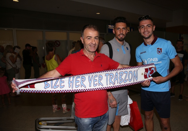 Trabzonspor Atina'ya vardı! 3