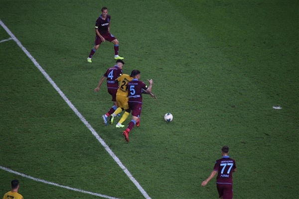 Trabzonspor - Yeni Malatyaspor maçında neler yaşandı 12