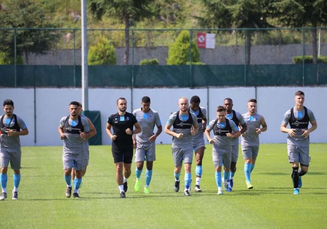 Trabzonspor, Malatya maçından sonra ara vermedi! AEK maçı hazırlıkları başladı 19