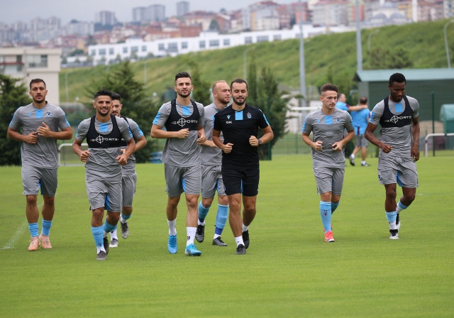 Trabzonspor'da Fenerbahçe maçı hazırlıkları başladı 11
