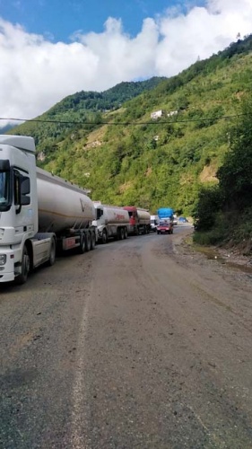 Trabzon'da şiddetli yağış hasara yol açtı 2