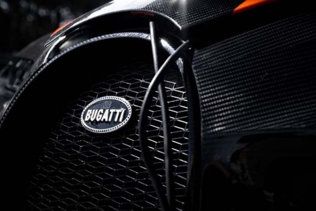 Bugatti Chiron dünya hız rekorunu kırdı 16
