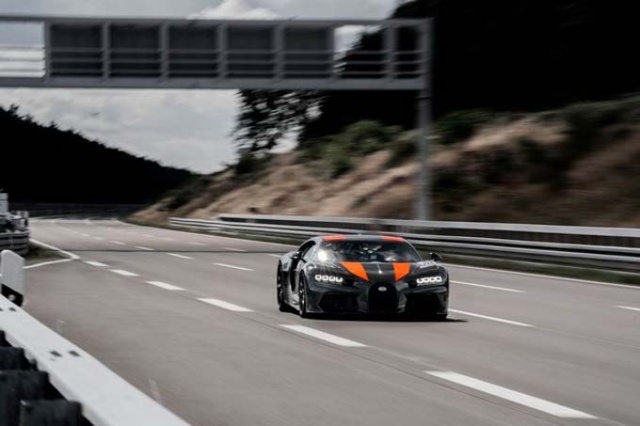 Bugatti Chiron dünya hız rekorunu kırdı 15