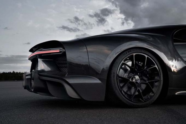 Bugatti Chiron dünya hız rekorunu kırdı 17