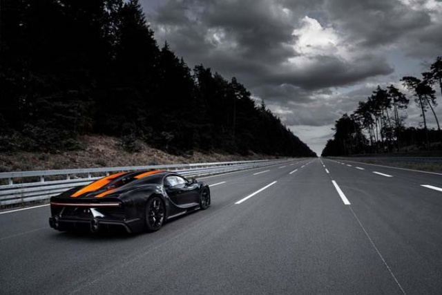 Bugatti Chiron dünya hız rekorunu kırdı 4