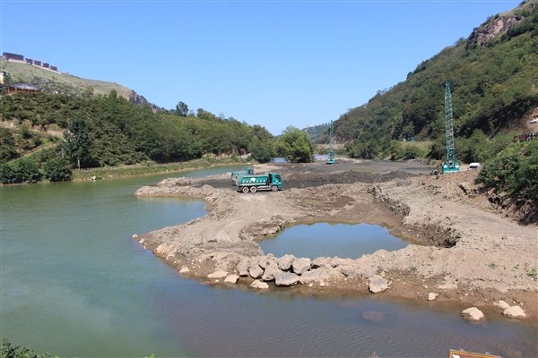 Trabzon'un turizm bölgesi Sera Gölü'nün temizlenmesi 1 yıl sürecek! 13