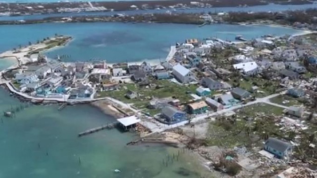 Kasırganın vurduğu Bahamalar havadan görüntülendi 5