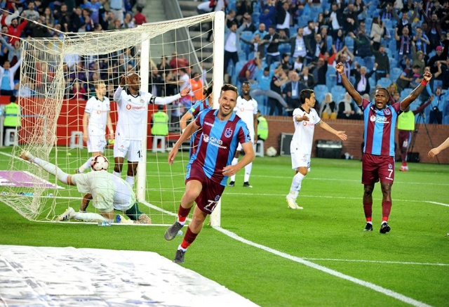 Trabzonspor'da muhteşem ikili geçit vermiyor! 9