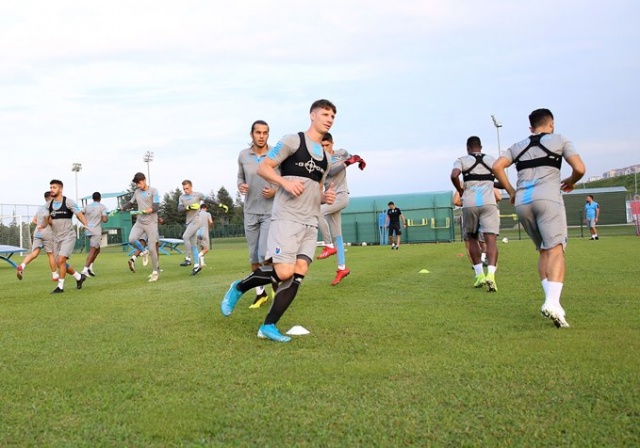 Trabzonspor Gençlerbirliği hazırlıklarına başladı 22