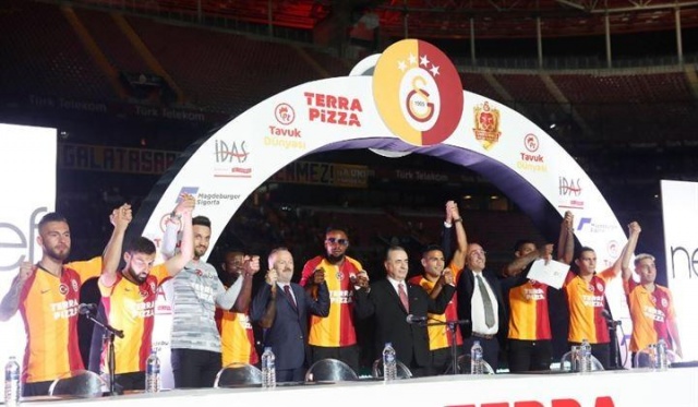İşte Süper Lig'in en genç ve en yaşlı takımı! Trabzonspor kaçıncı sırada? Foto Galerii 10