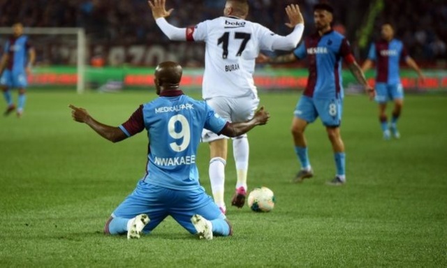Erman Toroğlu'ndan Trabzonsporlu futbolcuya: Helal olsun 2