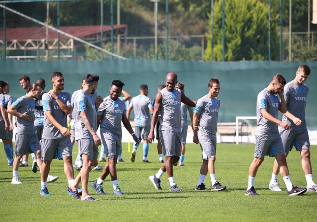 Trabzonspor'da Basel hazırlıkları başladı 15