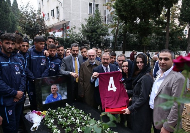 Trabzonspor efsanesi Kadir Özcan Unutulmadı 9